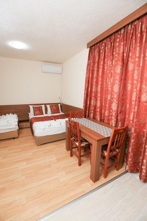 Къща За Гости "Ваис" Sandanski Habitación foto